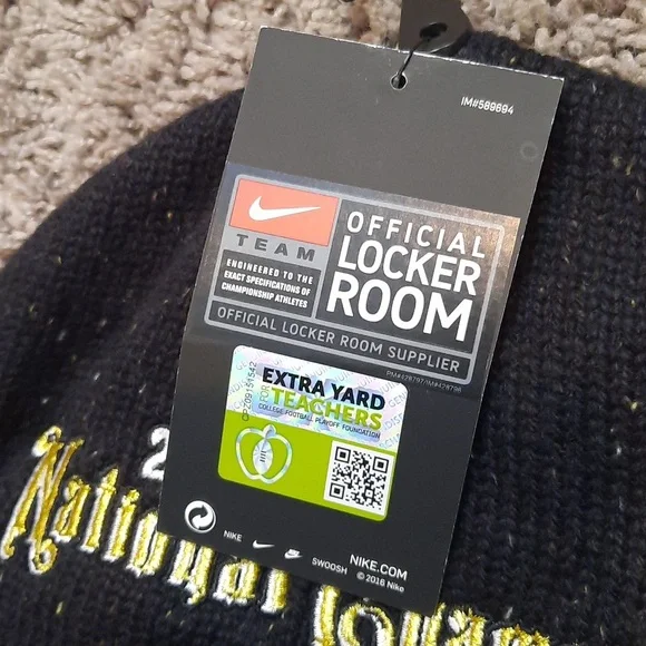 Nike Team LSU Tigers 2019 National Champs Beanie - Picture 3 of 4